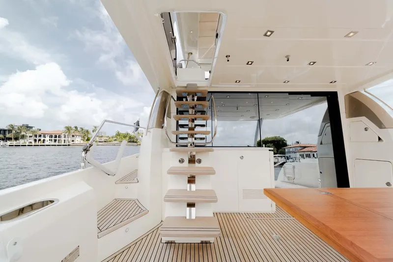 No Rush Yacht Photos Pics 