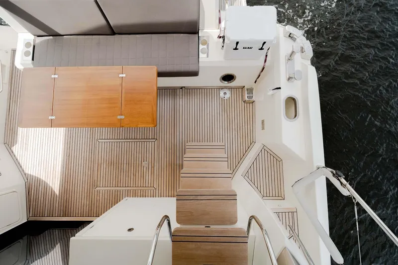 No Rush Yacht Photos Pics 