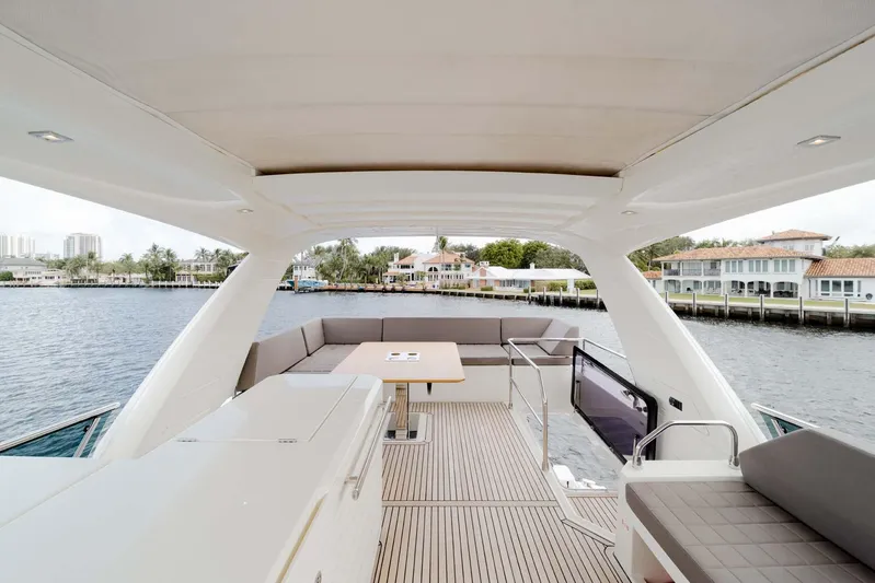 No Rush Yacht Photos Pics 