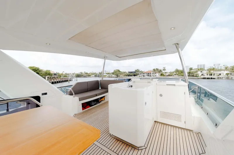 No Rush Yacht Photos Pics 