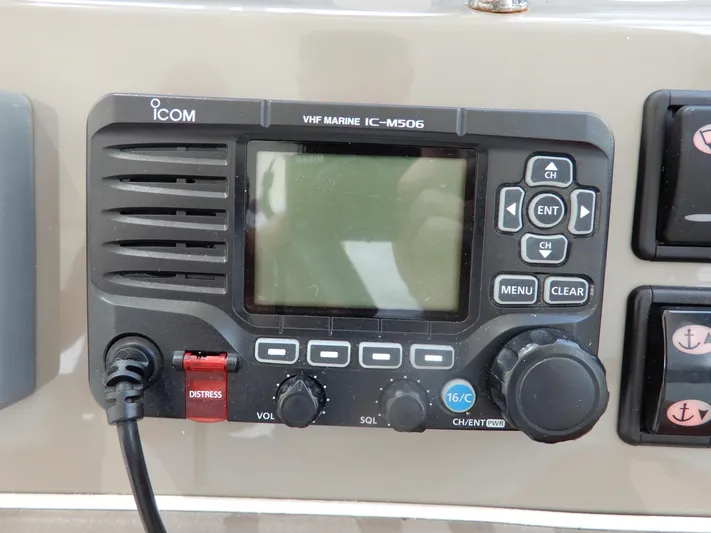  Yacht Photos Pics VHF marine radio IC-M506 on 2008 Cruisers Yachts 460 Express dashboard.