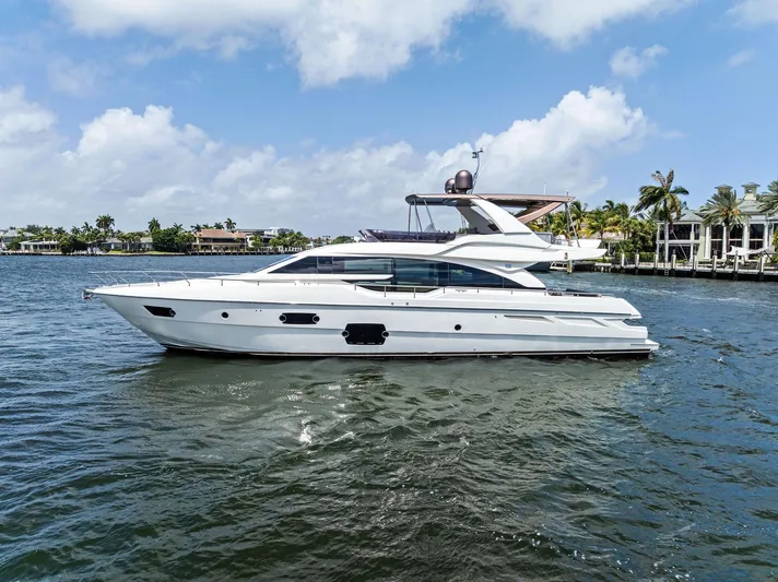 Blue Abalone Yacht Photos Pics 