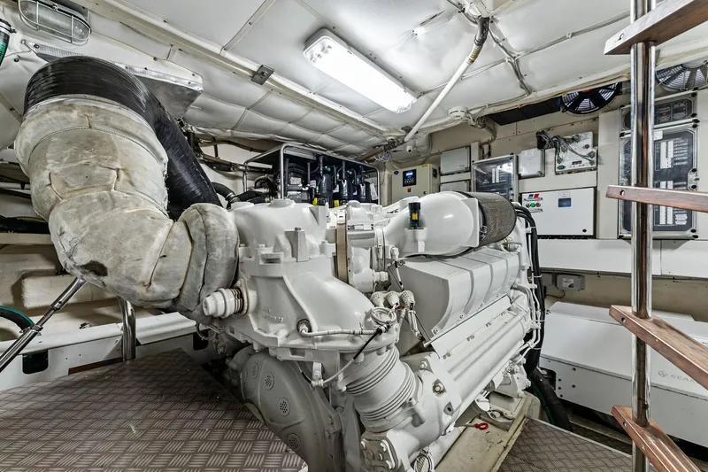 Blue Abalone Yacht Photos Pics 