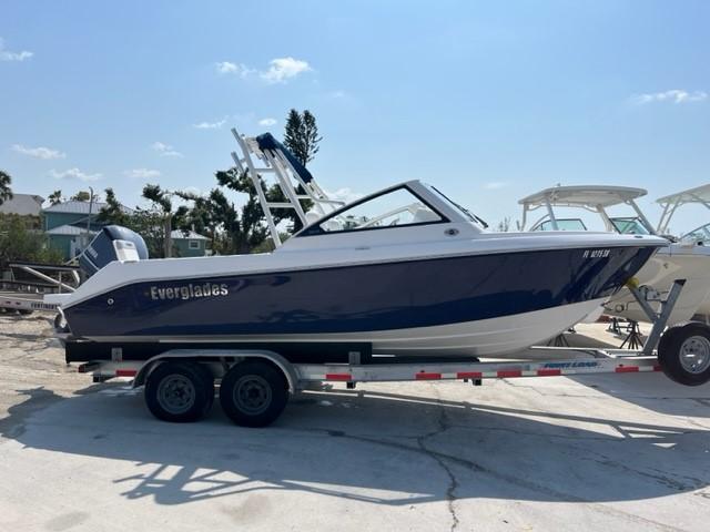 2013 Everglades 230 Dual Console Dual Console for sale - YachtWorld