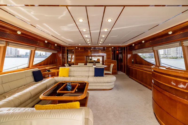 Dreamchaser Yacht Photos Pics Ferretti 94 Dreamchaser - Interior Salon