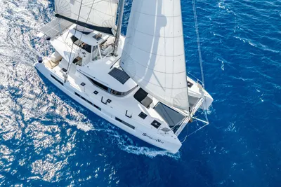 Lagoon 50