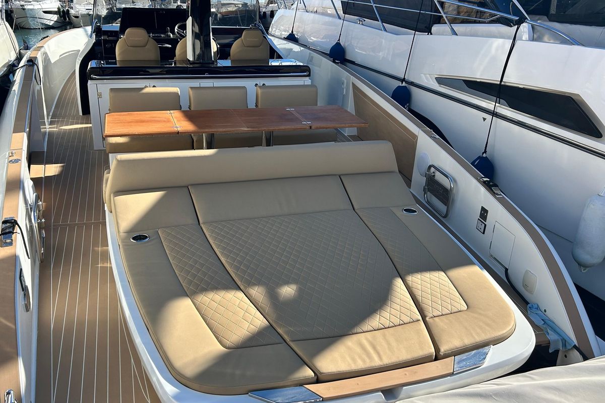 2024 Solaris Power 44 