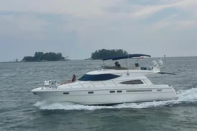 Sealine T52