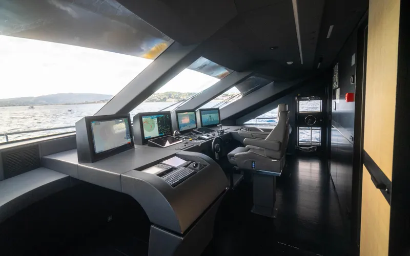 K+ Yacht Photos Pics Modern Maori M 125 yacht cockpit with advanced navigation systems, 2023 model.