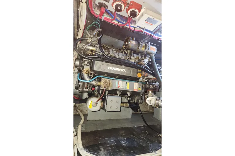 Tahawus Yacht Photos Pics Engine compartment of a 2005 Endeavour 44 TrawlerCat with Yanmar engine components.