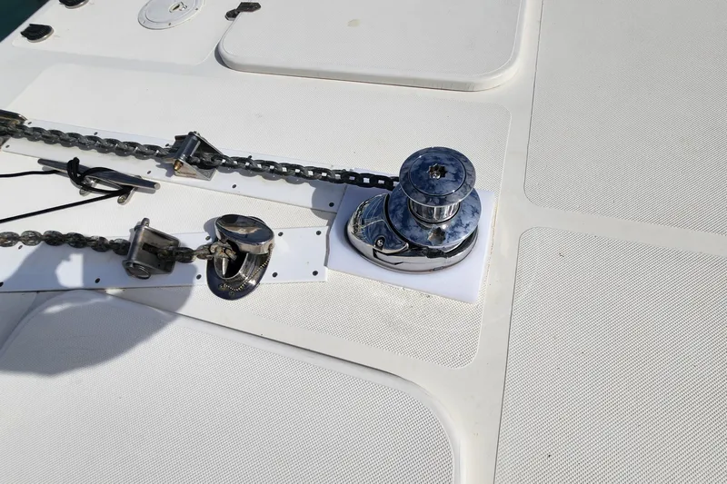 Tahawus Yacht Photos Pics Anchor windlass and chain on 2005 Endeavour 44 TrawlerCat deck.