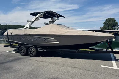 Malibu Wakesetter 24 MXZ