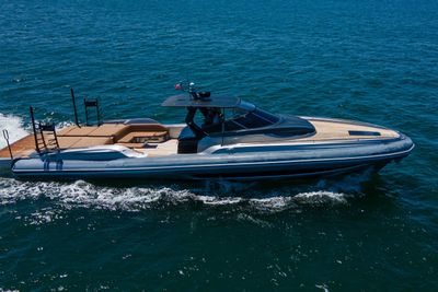 Yacht