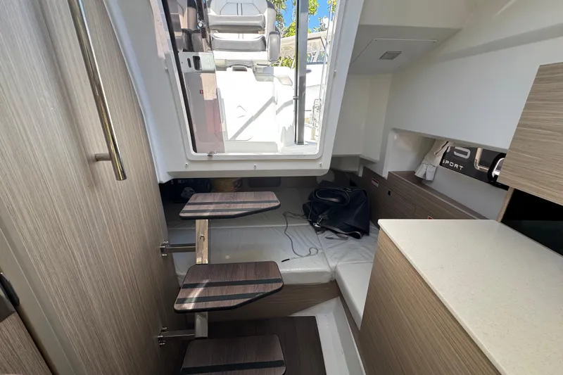  Yacht Photos Pics Interior of 2026 Jeanneau Leader 9.0 WA Series 2, featuring modern cabin design.