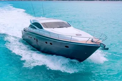 Pershing 62