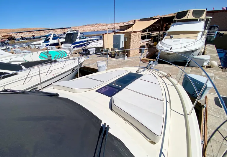 Revenant Yacht Photos Pics 