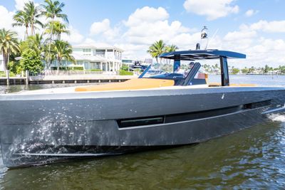 Yacht