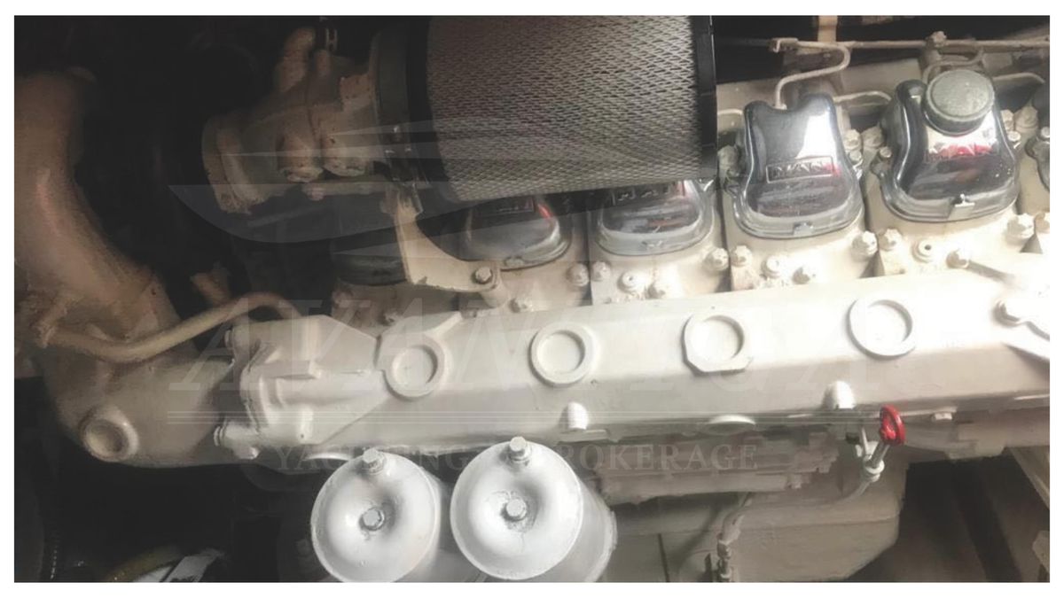 2000 Ferretti Yachts 63 