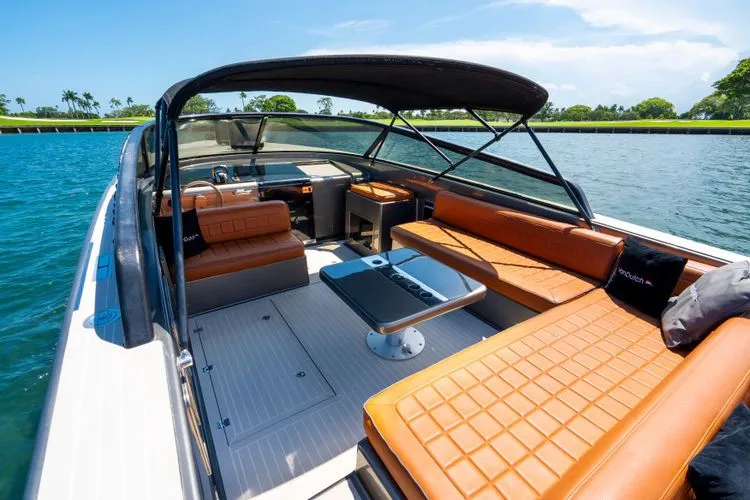  Yacht Photos Pics 2015 Vandutch 40 - Image 11