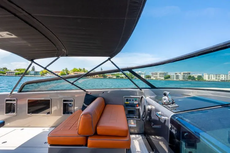  Yacht Photos Pics 2015 Vandutch 40 - Image 21