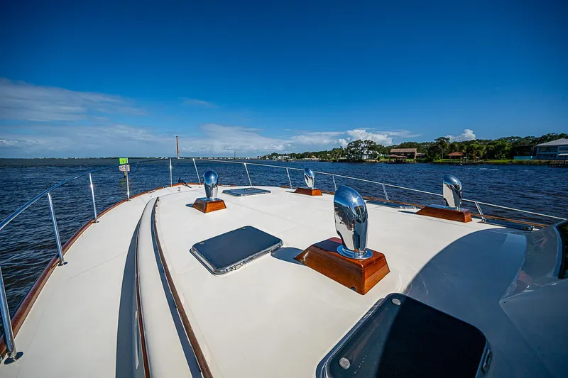 Hooligan VI Yacht Photos Pics Hinckley Talaria 55 MY 2005 yacht deck with chrome fittings on a sunny day.