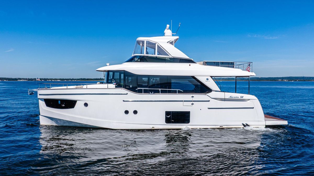 2019 Absolute 58 