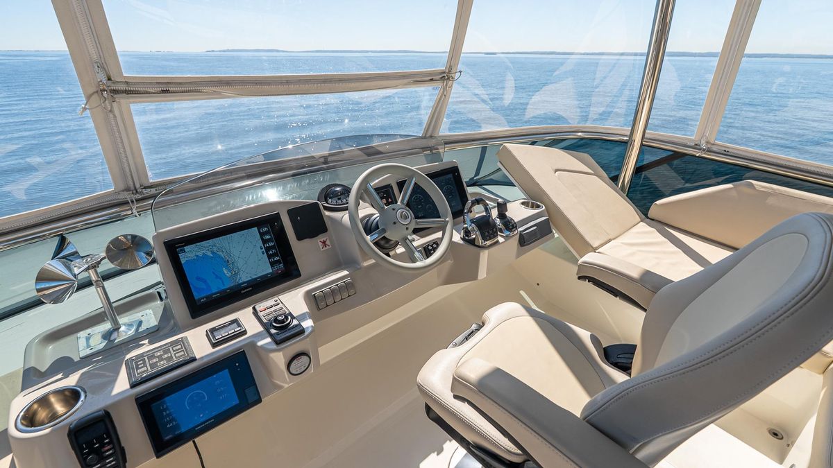 2019 Absolute 58 