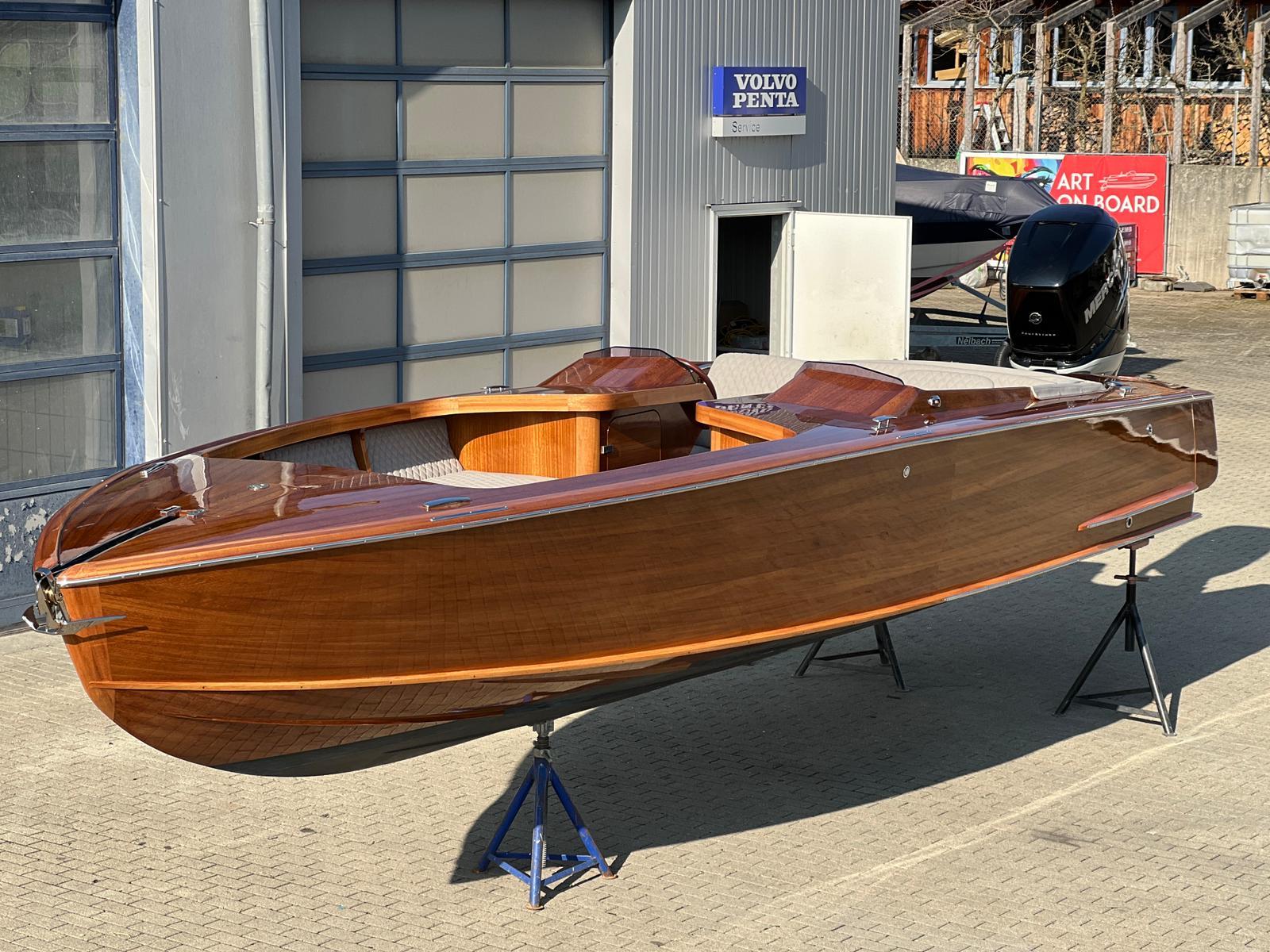 New 2024 Custom Bowrider - Baden-Württemberg | Youboat