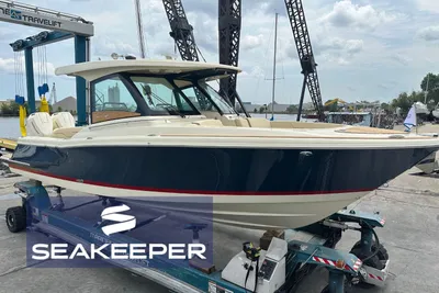 Chris-Craft Calypso 32