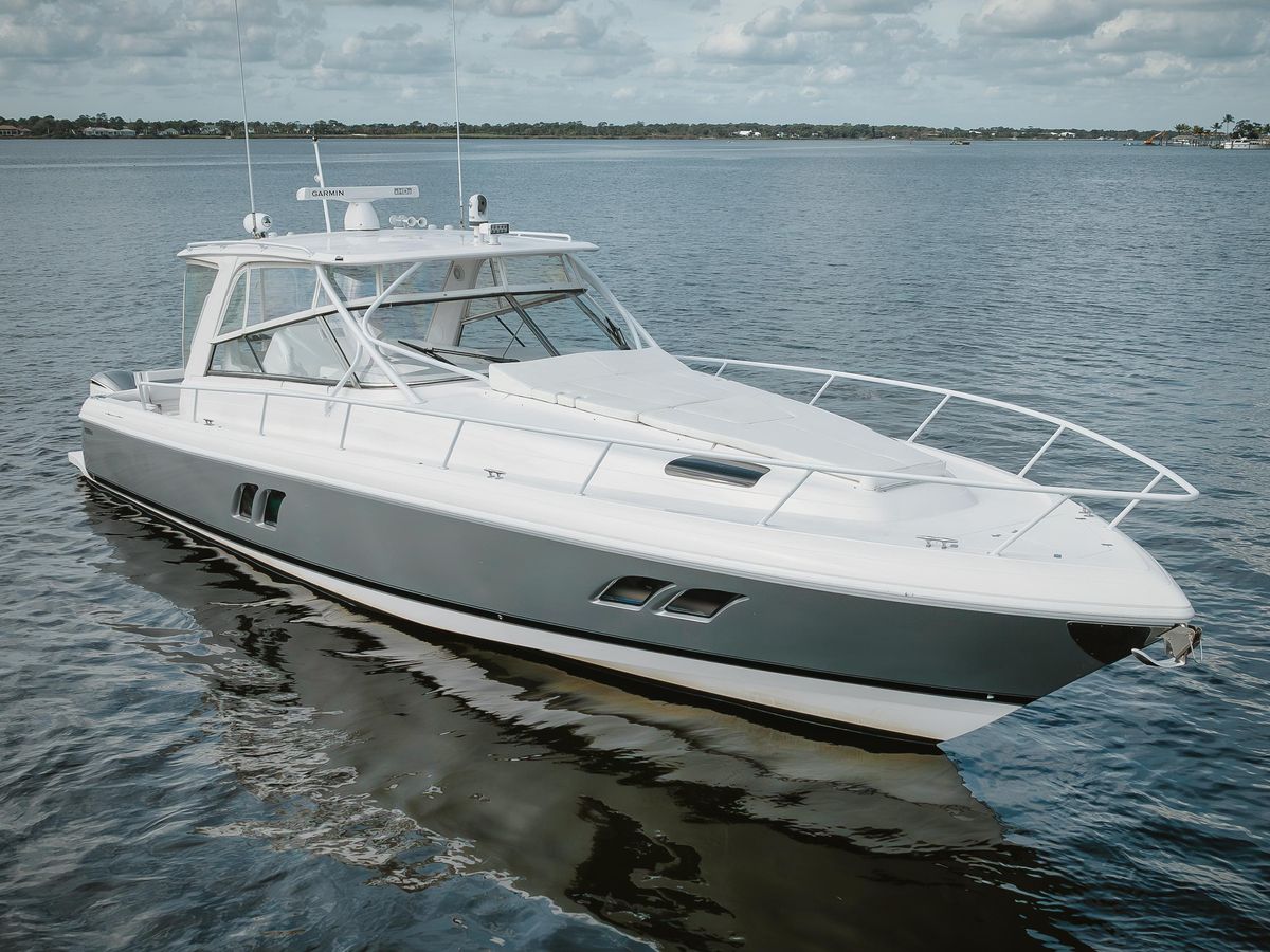 2018 Intrepid 47 