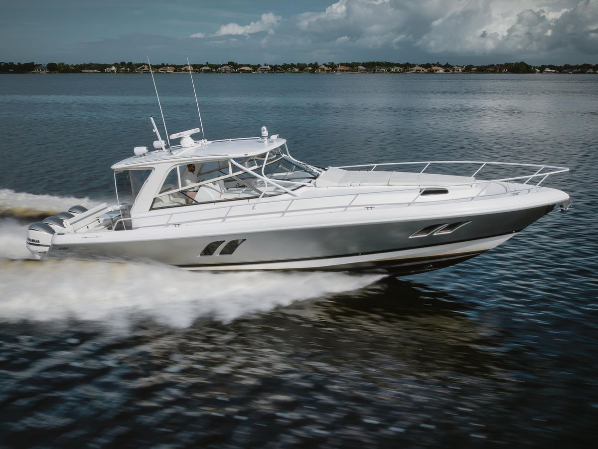 2018 Intrepid 47 