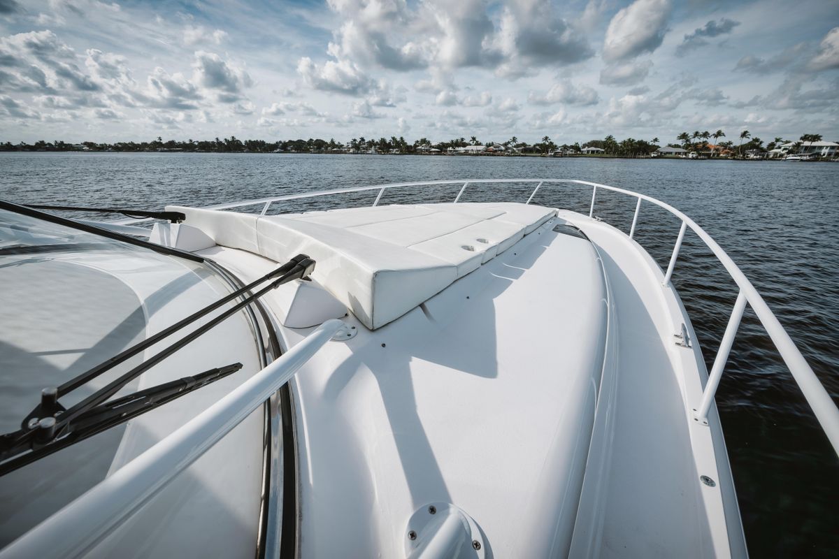 2018 Intrepid 47 