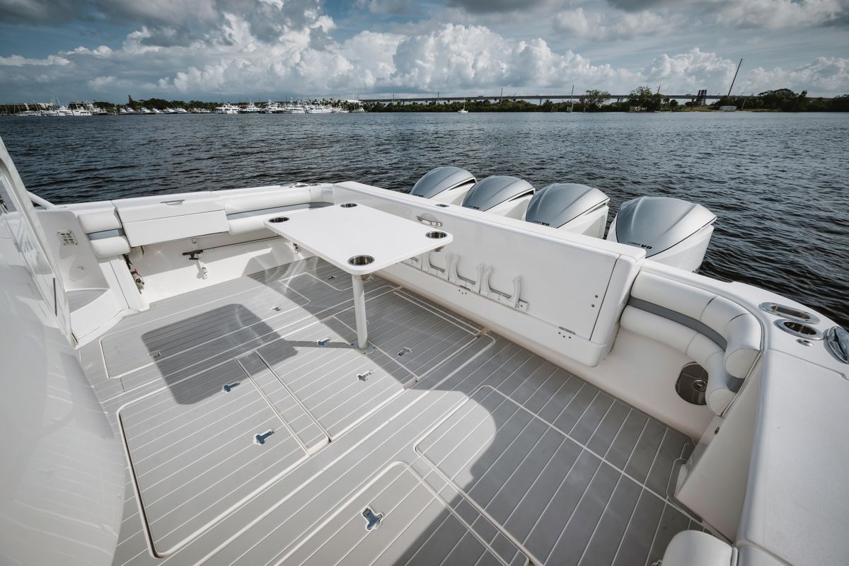 2018 Intrepid 47 