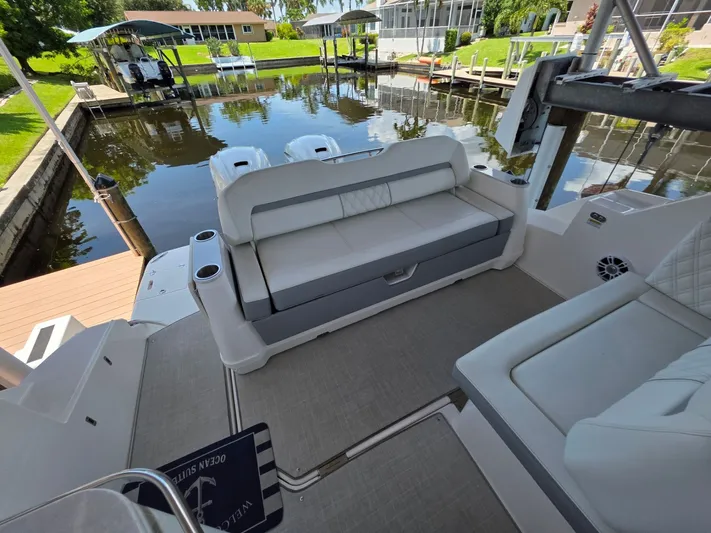  Yacht Photos Pics 2024 REGAL 36 XO - Image 6