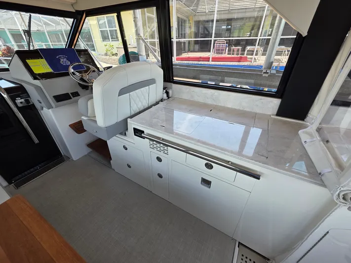  Yacht Photos Pics 2024 REGAL 36 XO - Image 19