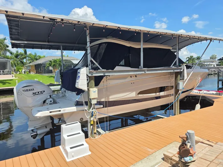  Yacht Photos Pics 2024 REGAL 36 XO - Image 2