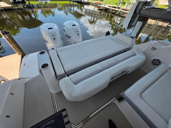  Yacht Photos Pics 2024 REGAL 36 XO - Image 7