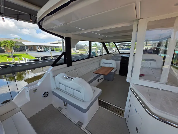  Yacht Photos Pics 2024 REGAL 36 XO - Image 13