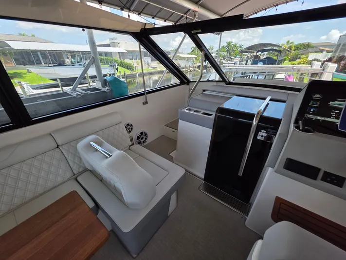  Yacht Photos Pics 2024 REGAL 36 XO - Image 15