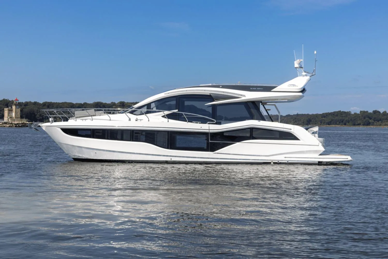 Galeon 510 Sky