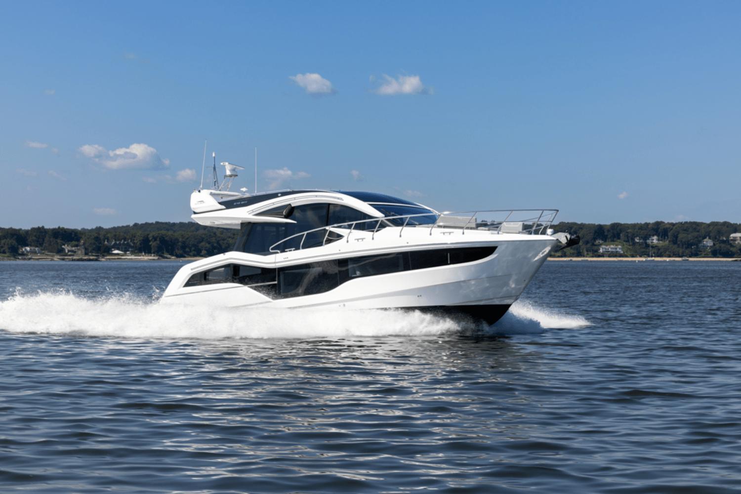 Galeon 510 Sky