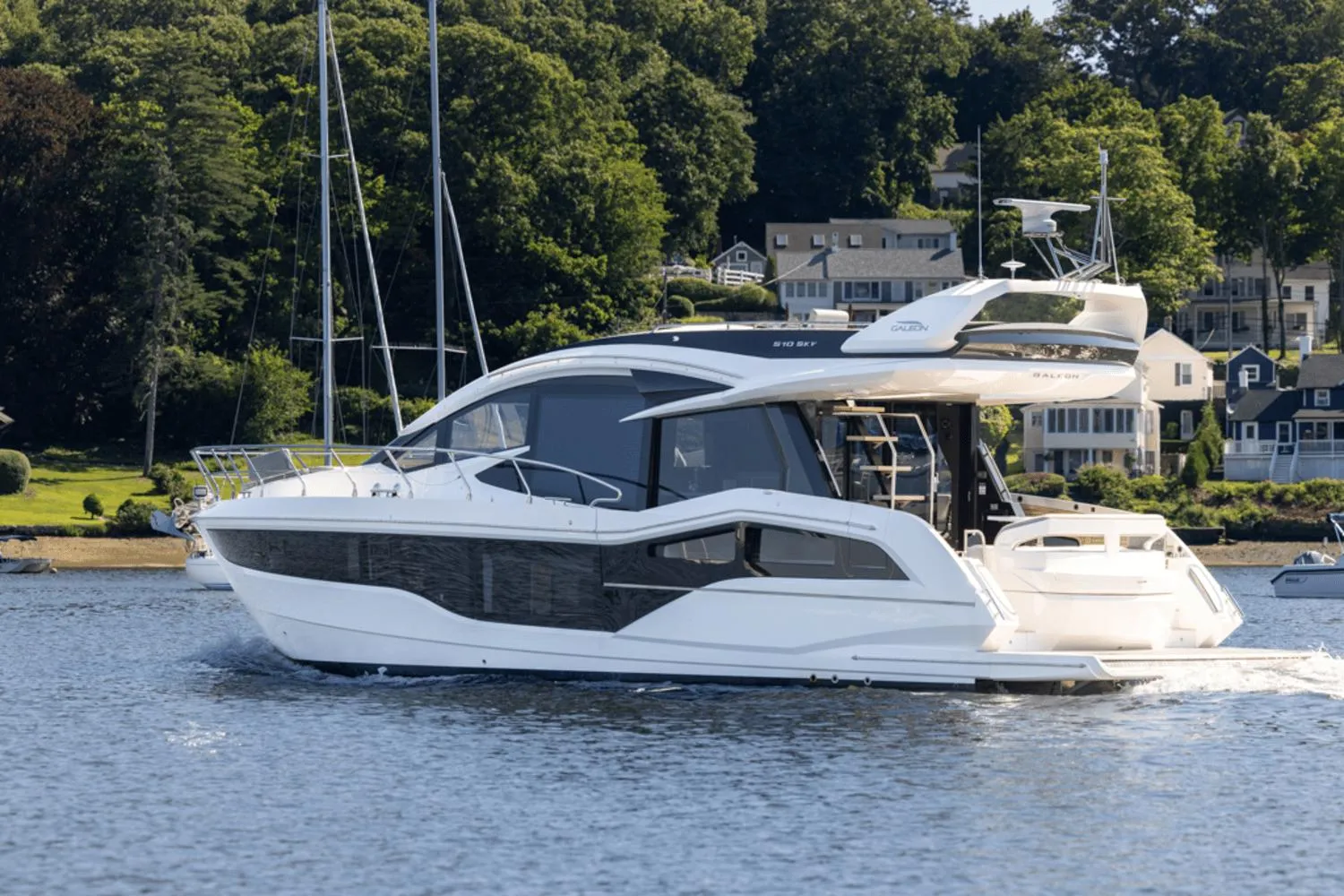 Galeon 510 Sky