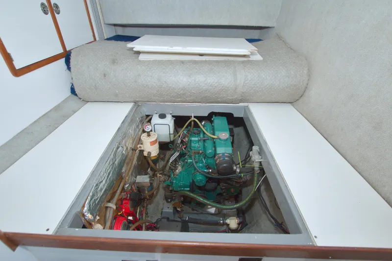 Scout Yacht Photos Pics 1996 Manta 40 engine compartment with visible machinery and components.