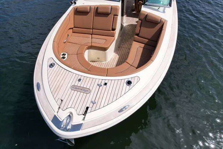  Yacht Photos Pics 2022 Chris-craft Launch 35 Gt - Image 16