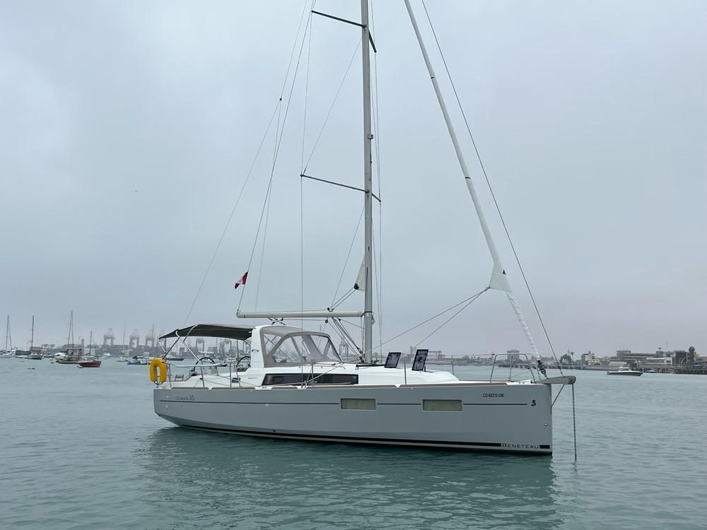 2015 Beneteau Oceanis 35