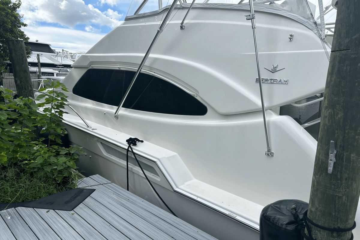 2008 Bertram 45 