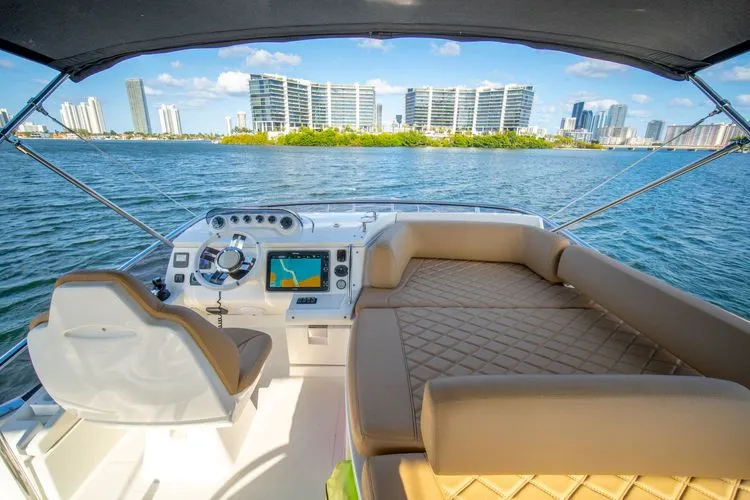  Yacht Photos Pics 2014 Azimut 48 Fly - Image 48