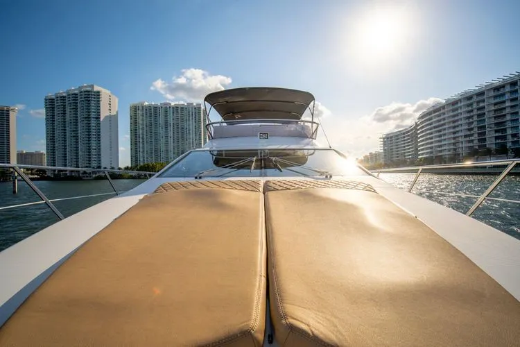  Yacht Photos Pics 2014 Azimut 48 Fly - Image 53
