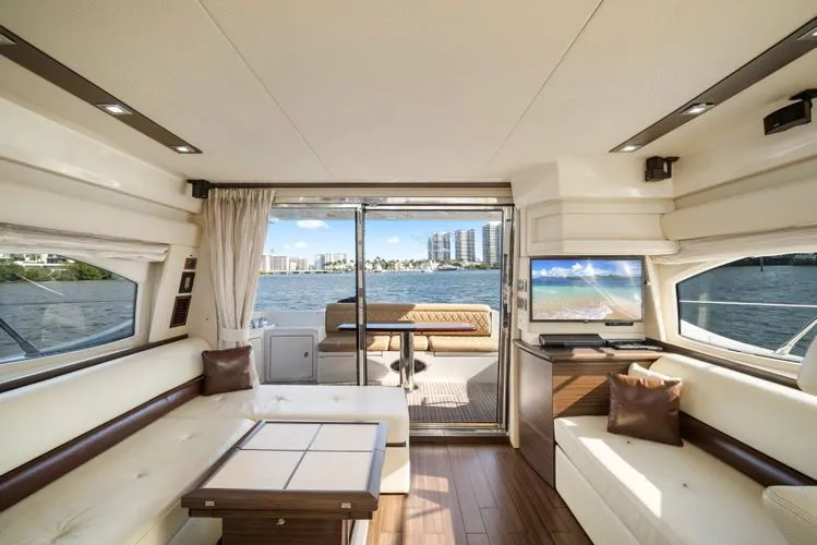  Yacht Photos Pics 2014 Azimut 48 Fly - Image 12