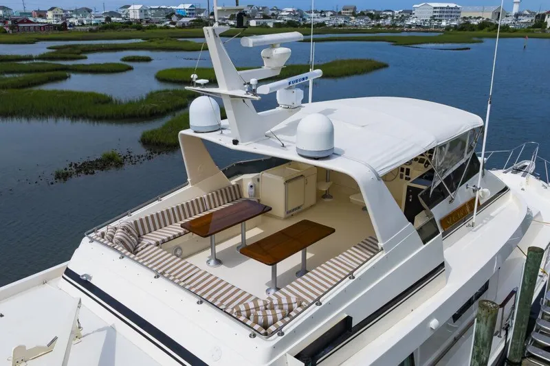 Sugar Bear Yacht Photos Pics 